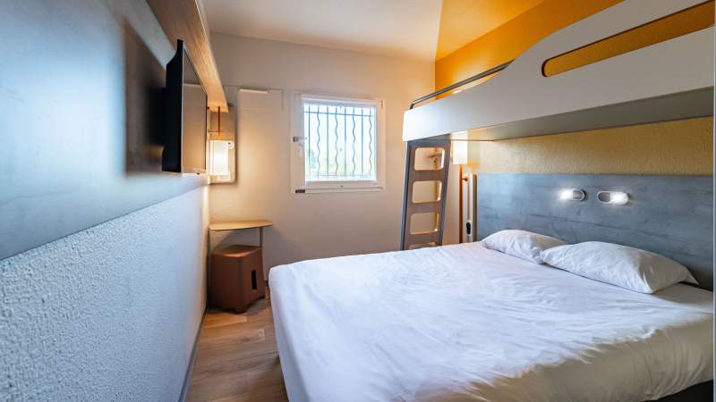 Ibis Budget Reims Thillois · Hôtel 2 étoiles · Chambre Triple