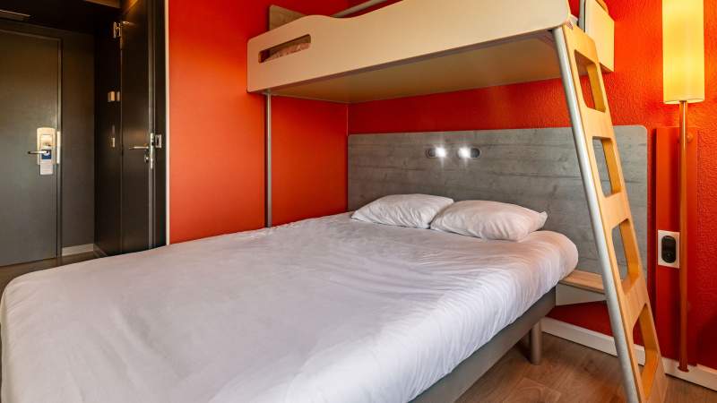 Ibis Budget Reims Thillois · Hôtel 2 étoiles · Chambre Triple